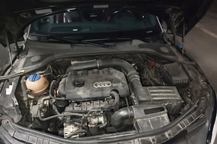 Used Audi TT 2011 TT Coupe 2.0 TFSI Engine Bay