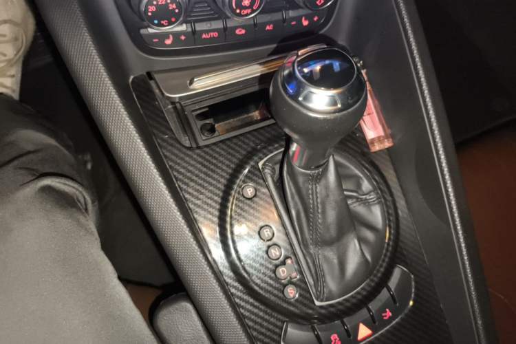 Used Audi TT 2011 TT Coupe 2.0 TFSI Gear Lever