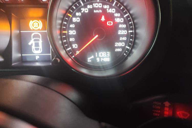 Used Audi TT 2011 TT Coupe 2.0 TFSI Odometer Close Up