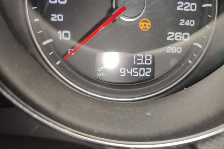 Used Audi TT 2011 TT Roadster 2.0TFSI Odometer Close Up
