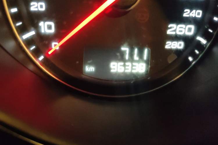 Used Audi TT 2011 TT Coupe 2.0 TFSI Odometer Close Up
