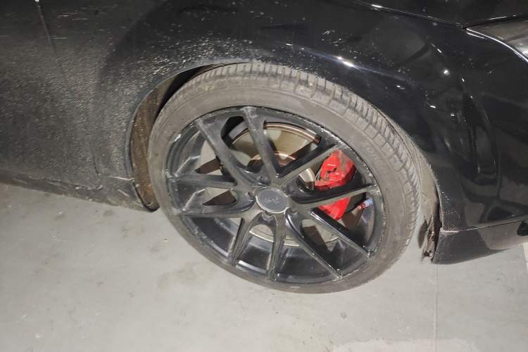 Used Audi TT 2011 TT Coupe 2.0TFSI quattro Right Front Wheel Hub