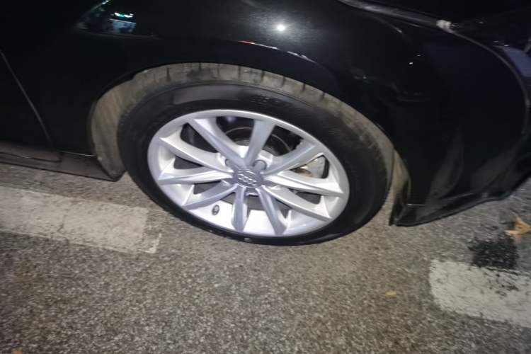 Used Audi TT 2011 TT Coupe 2.0 TFSI Right Front Wheel Hub