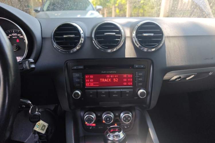 Used Audi TT 2011 TT Coupe 2.0 TFSI Audio And AC Panel