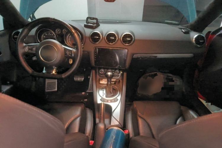 Used Audi TT 2011 TT Coupe 2.0 TFSI Center Console