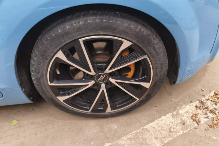 Used Audi TT 2011 TT Coupe 2.0 TFSI Right Front Wheel Hub