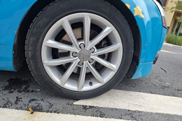 Used Audi TT 2011 TT Coupe 2.0 TFSI Right Front Wheel Hub