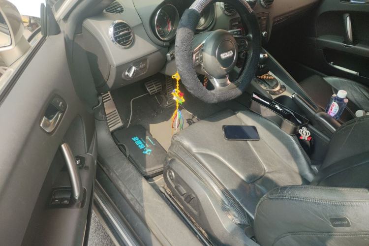 Used Audi TT 2011 TT Roadster 2.0TFSI Driver Seat