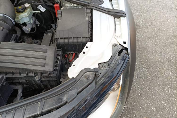 Used Audi TT 2011 TT Coupe 2.0TFSI quattro Engine Bay Left