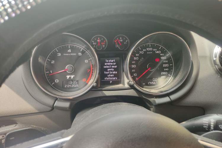 Used Audi TT 2011 TT Roadster 2.0TFSI Instrument Cluster