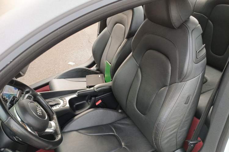 Used Audi TT 2011 TT Coupe 2.0TFSI quattro Left Front Seat