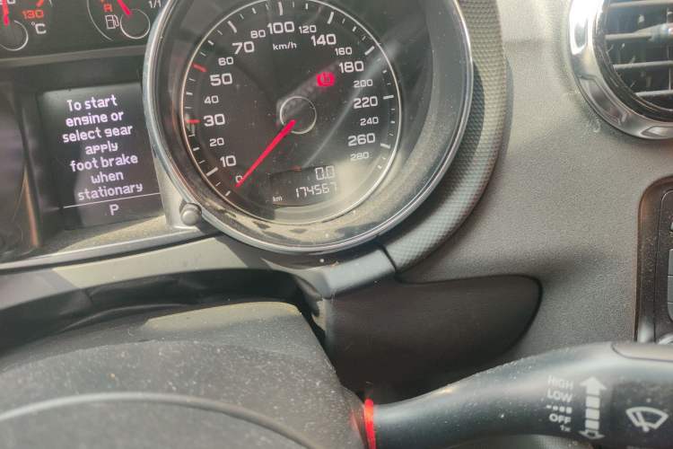 Used Audi TT 2011 TT Roadster 2.0TFSI Odometer Close Up