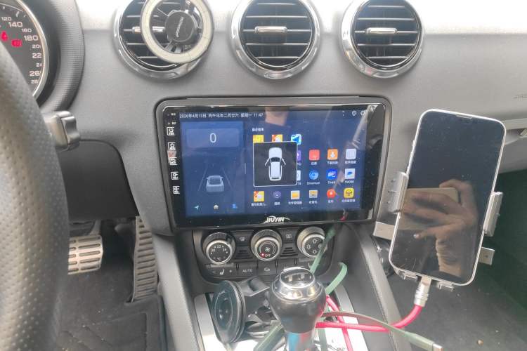 Used Audi TT 2011 TT Roadster 2.0TFSI Audio And AC Panel