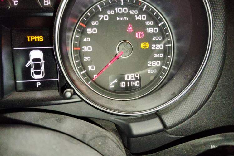 Used Audi TT 2011 TT Coupe 2.0 TFSI Odometer Close Up