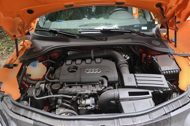 Used Audi TT 2011 TT Coupe 2.0 TFSI Engine Bay