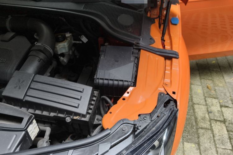 Used Audi TT 2011 TT Coupe 2.0 TFSI Engine Bay Left