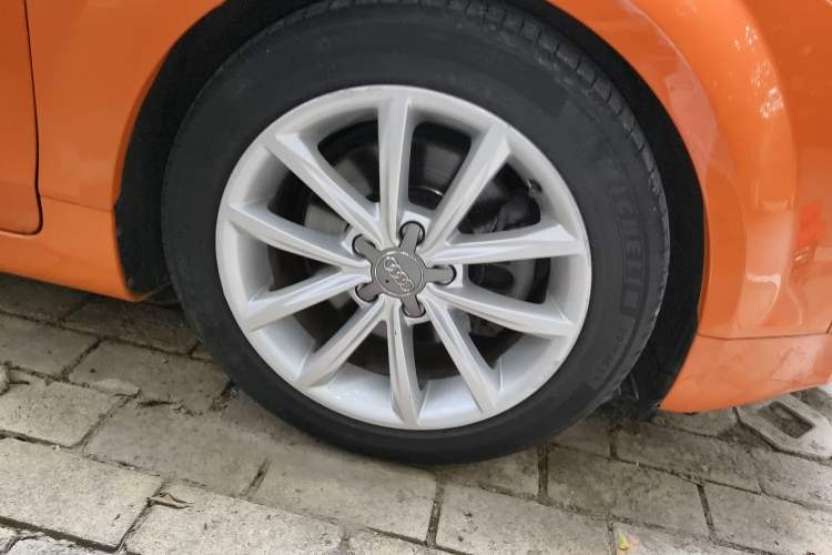 Used Audi TT 2011 TT Coupe 2.0 TFSI Right Front Wheel Hub