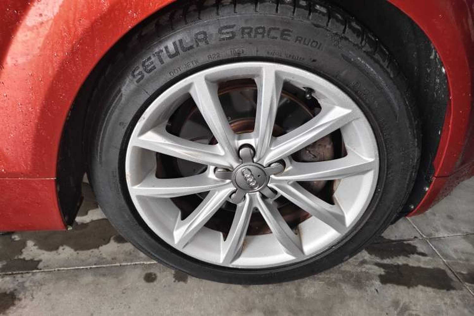 Used Audi TT 2011 TT Roadster 2.0TFSI Right Front Wheel Hub