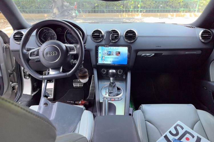 Used Audi TT 2011 TT Coupe 2.0TFSI quattro Center Console