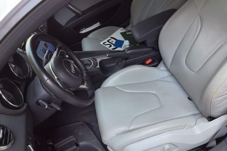 Used Audi TT 2011 TT Coupe 2.0TFSI quattro Left Front Seat