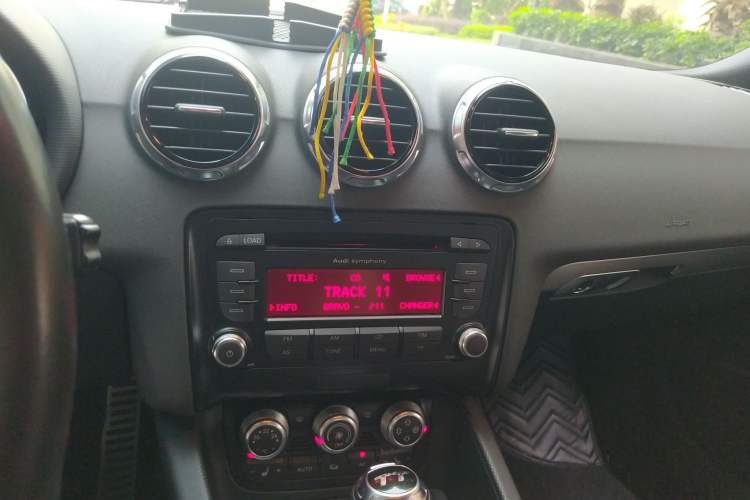 Used Audi TT 2011 TT Coupe 2.0 TFSI Audio And AC Panel