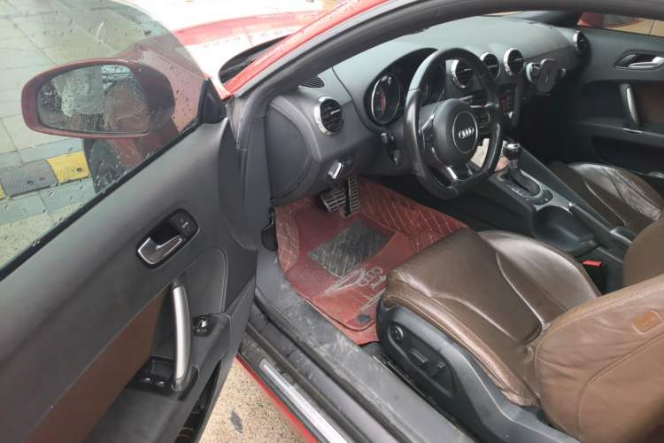 Used Audi TT 2011 TT Coupe 2.0 TFSI Driver Seat