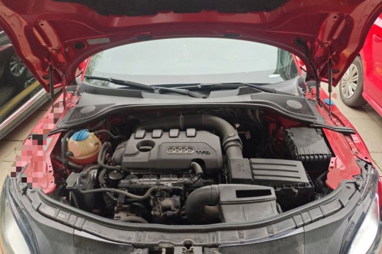 Used Audi TT 2011 TT Coupe 2.0 TFSI Engine Bay