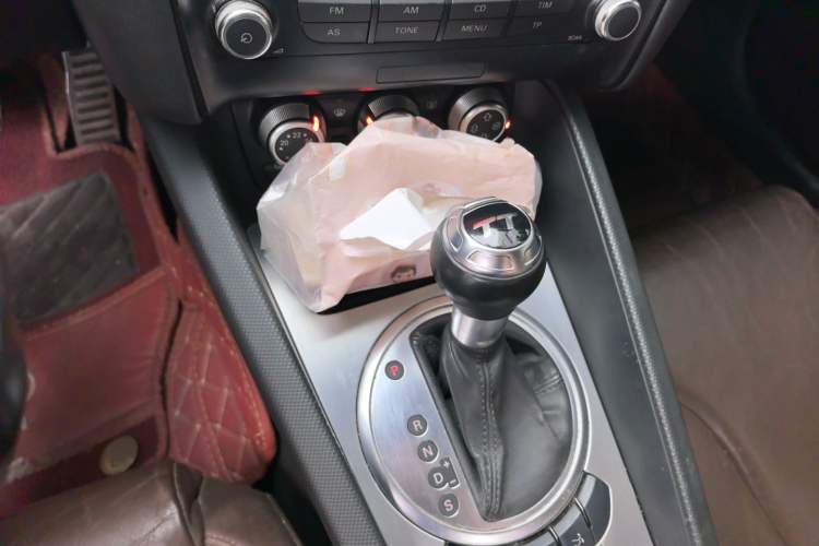 Used Audi TT 2011 TT Coupe 2.0 TFSI Gear Lever