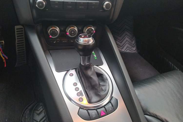 Used Audi TT 2011 TT Coupe 2.0 TFSI Gear Lever