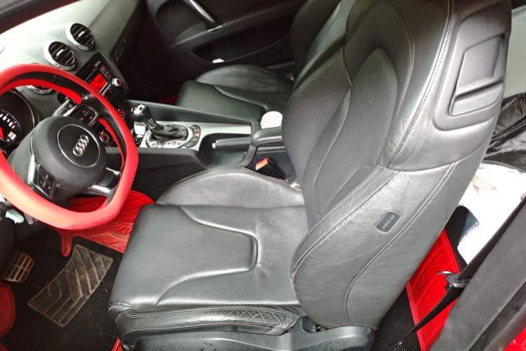Used Audi TT 2011 TT Coupe 2.0 TFSI Left Front Seat
