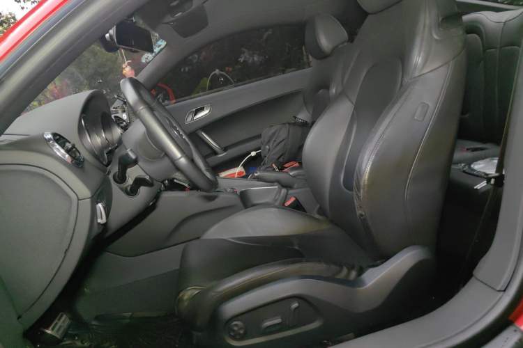 Used Audi TT 2011 TT Coupe 2.0 TFSI Left Front Seat