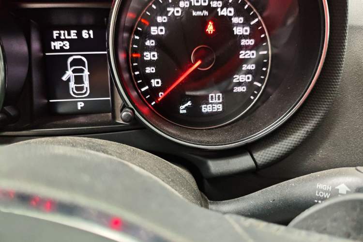 Used Audi TT 2011 TT Coupe 2.0 TFSI Odometer Close Up