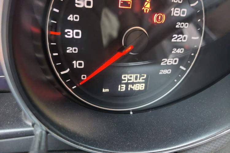 Used Audi TT 2011 TT Coupe 2.0 TFSI Odometer Close Up