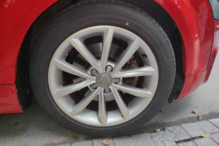 Used Audi TT 2011 TT Coupe 2.0 TFSI Right Front Wheel Hub
