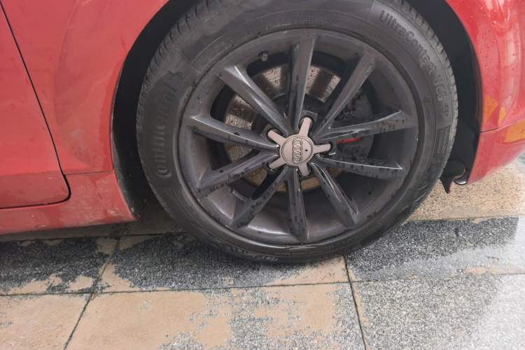 Used Audi TT 2011 TT Coupe 2.0 TFSI Right Front Wheel Hub