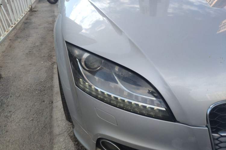 Used Audi TT 2011 TT Coupe 2.0TFSI quattro Right Front Headlight