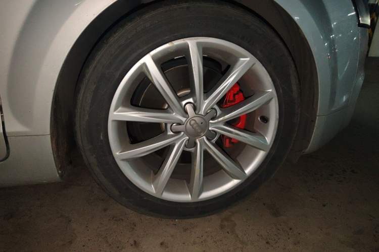 Used Audi TT 2011 TT Coupe 2.0 TFSI Right Front Wheel Hub