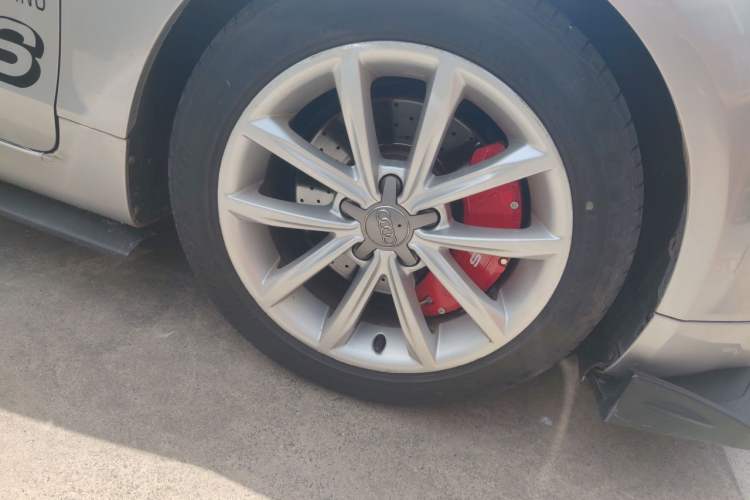 Used Audi TT 2011 TT Coupe 2.0 TFSI Right Front Wheel Hub