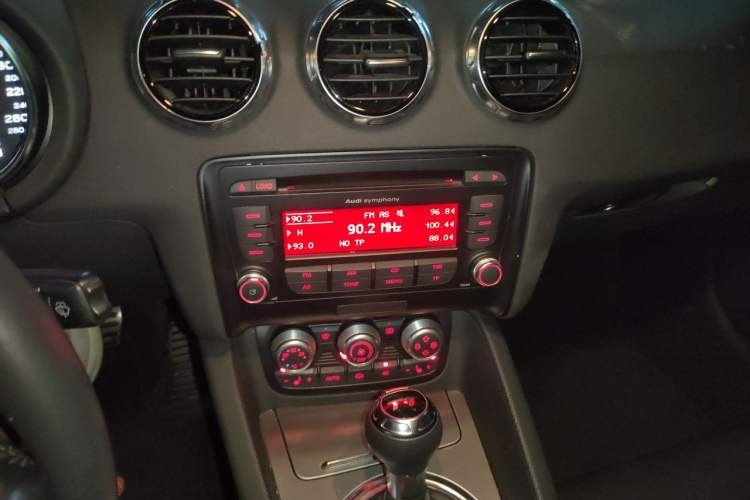 Used Audi TT 2011 TT Coupe 2.0 TFSI Audio And AC Panel