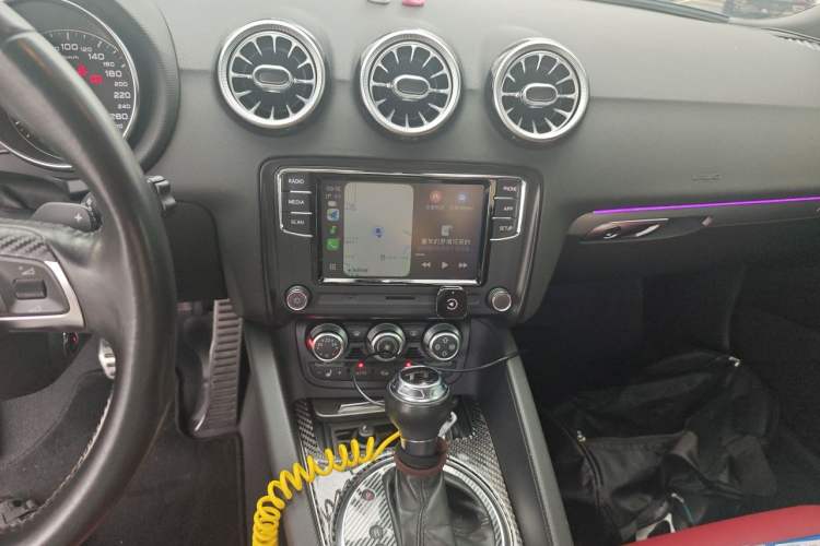 Used Audi TT 2011 TT Coupe 2.0TFSI quattro Audio And AC Panel
