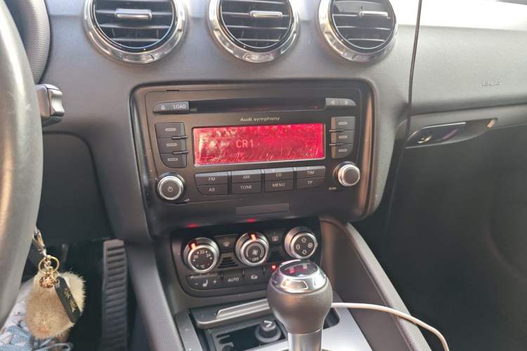 Used Audi TT 2011 TT Coupe 2.0 TFSI Audio And AC Panel
