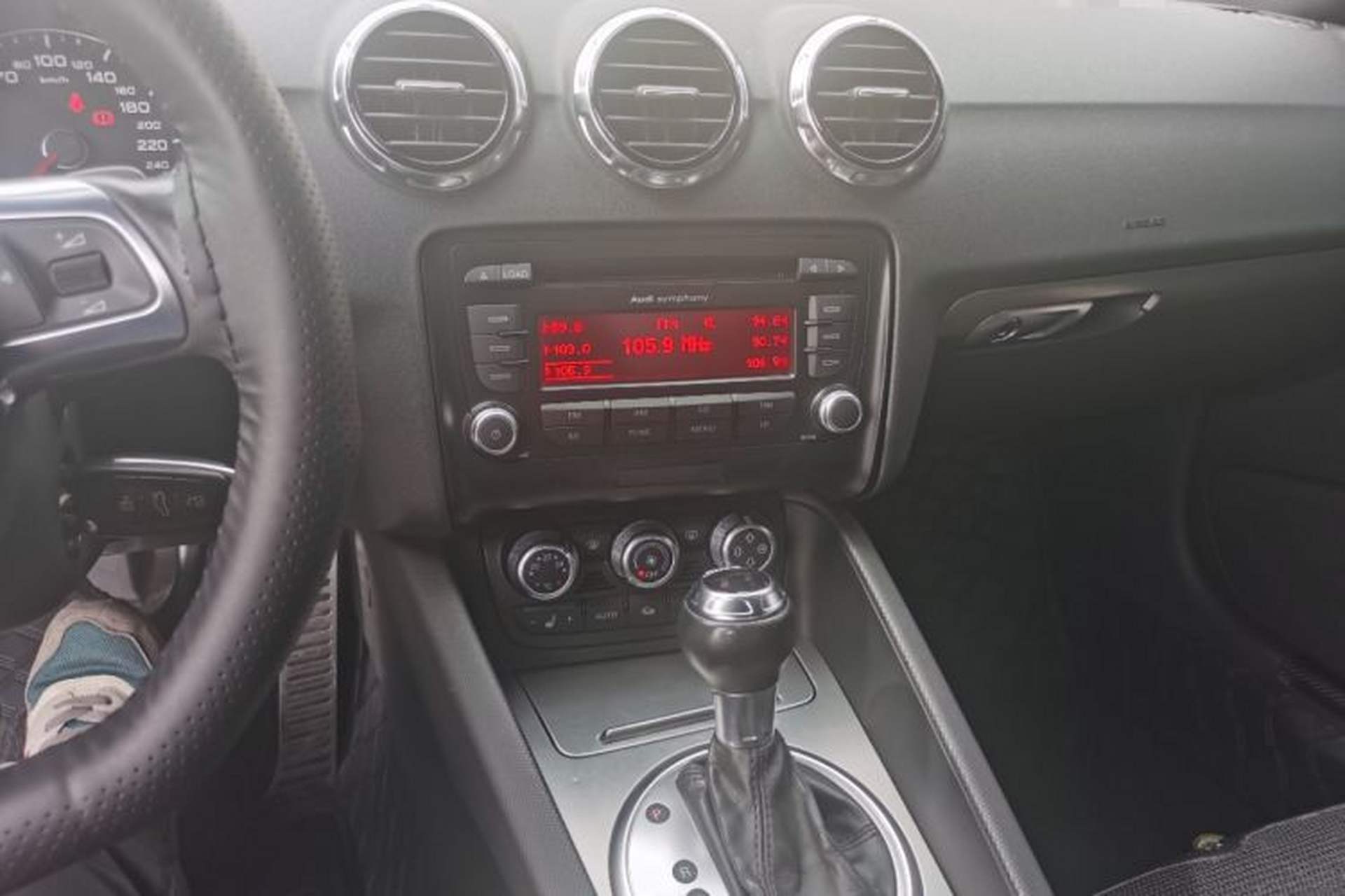 Used Audi TT 2011 TT Coupe 2.0 TFSI Audio And AC Panel