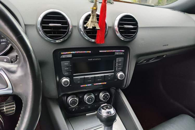 Used Audi TT 2011 TT Coupe 2.0 TFSI Audio And AC Panel
