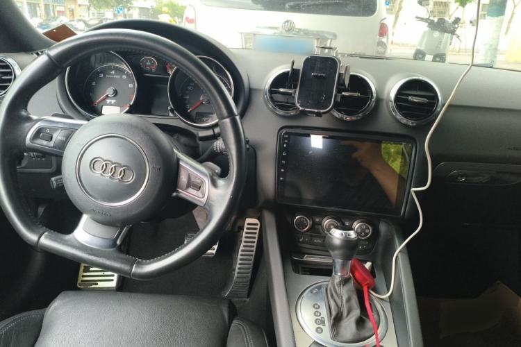 Used Audi TT 2011 TT Coupe 2.0 TFSI Center Console