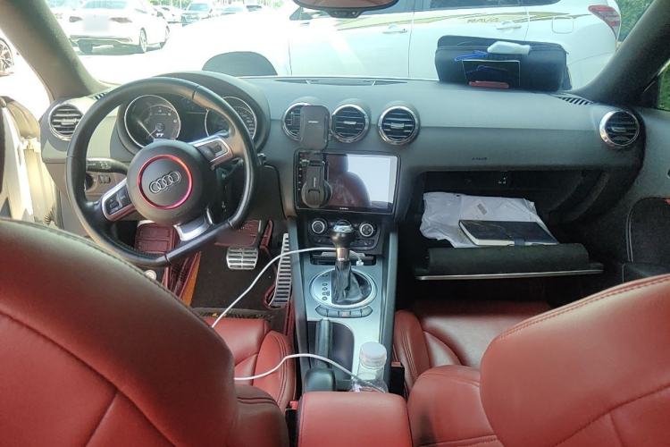 Used Audi TT 2011 TT Coupe 2.0 TFSI Center Console