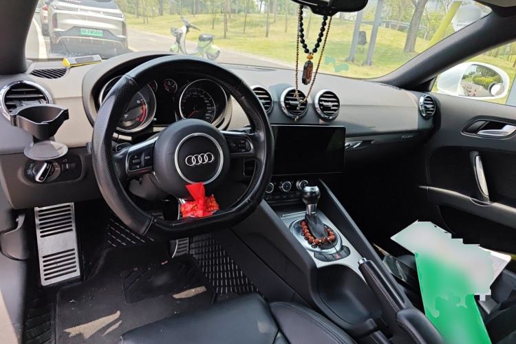 Used Audi TT 2011 TT Coupe 2.0TFSI quattro Center Console