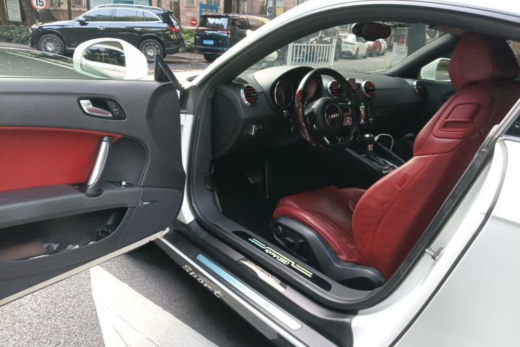 Used Audi TT 2011 TT Coupe 2.0 TFSI Driver Seat