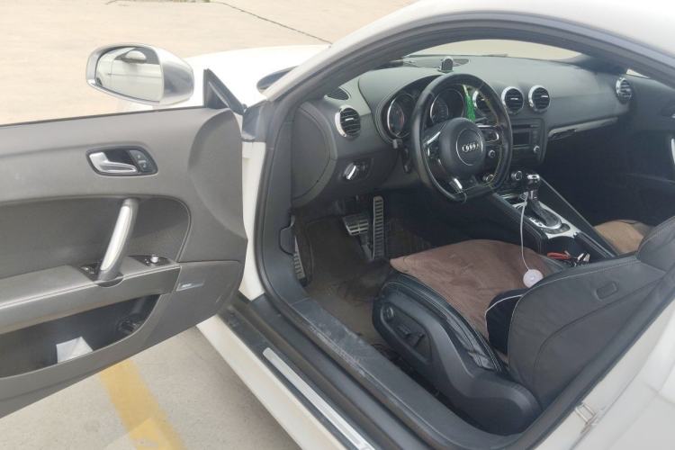 Used Audi TT 2011 TT Coupe 2.0 TFSI Driver Seat