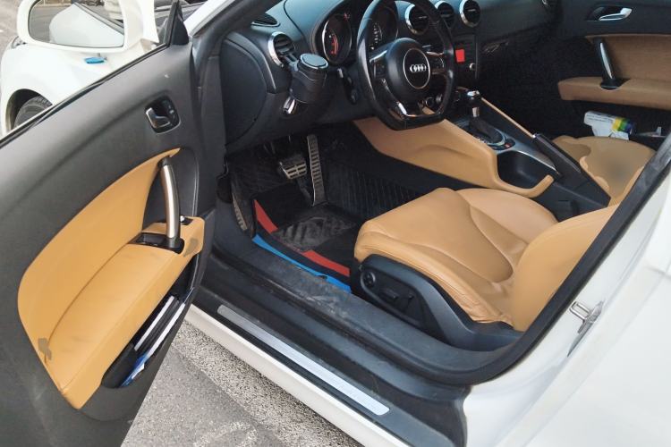 Used Audi TT 2011 TT Coupe 2.0 TFSI Driver Seat