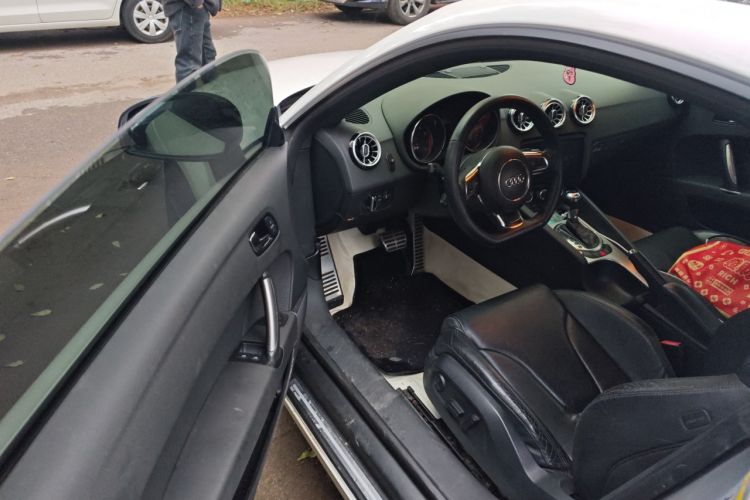 Used Audi TT 2011 TT Coupe 2.0 TFSI Driver Seat